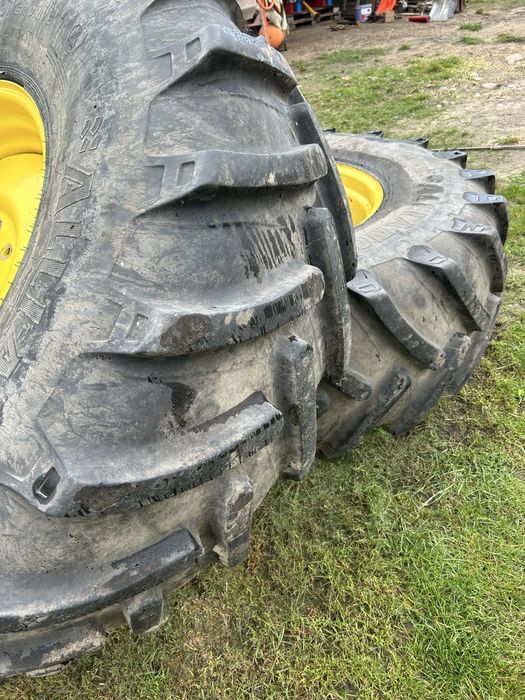 Sprzedam koła John Deer opony 2017r