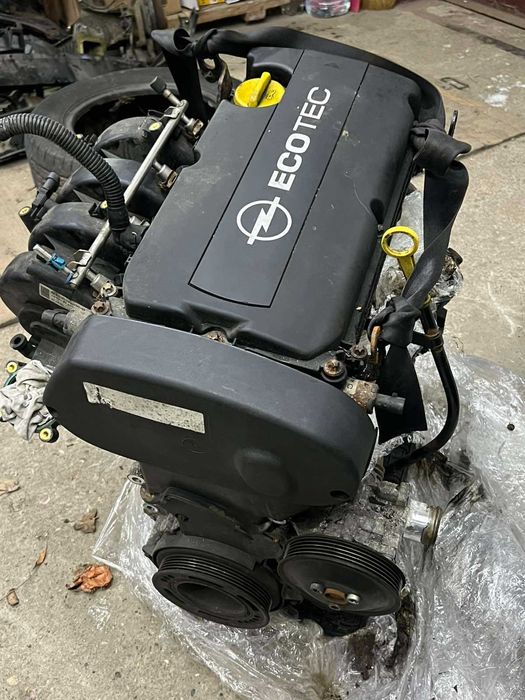 Двигун мотор Opel Zafira Зафіра B 1.8 бензин Z18XER