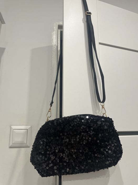 13x20 torebka damska cekinowa czarna elegancka