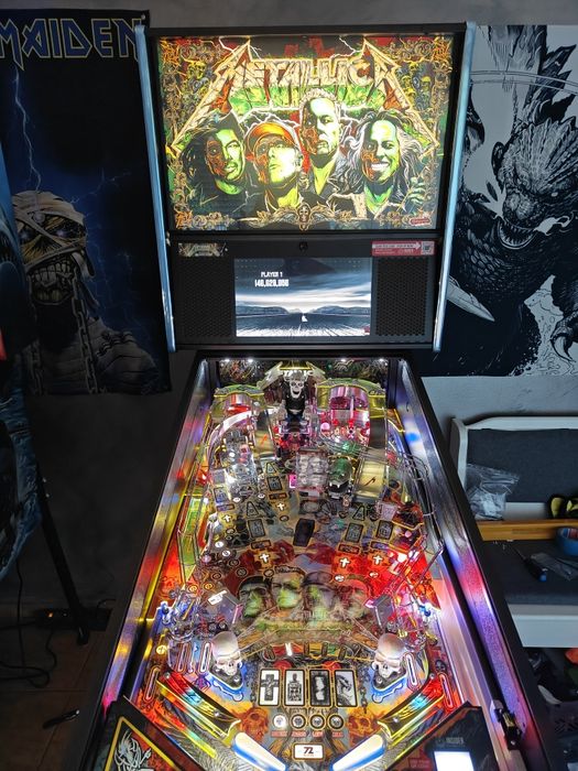 Metallica Remaster Premium Stern Pinball Flipper Fliper