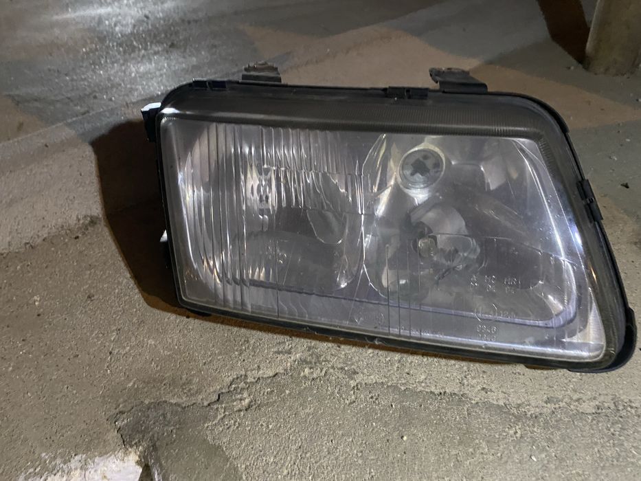 Farol e pisca audi a3