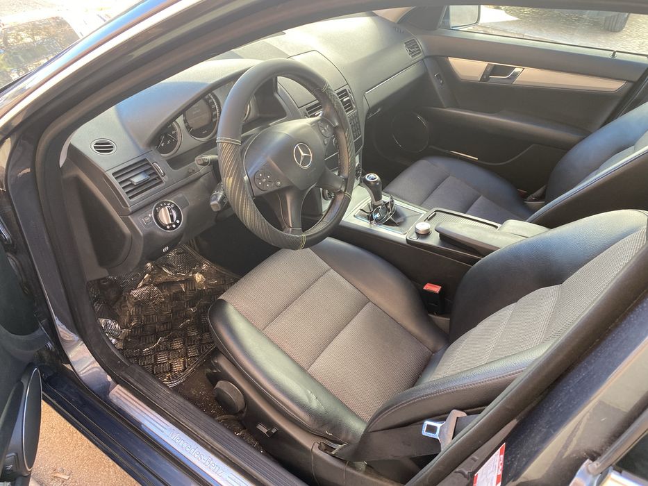 Mercedes Benz C 220