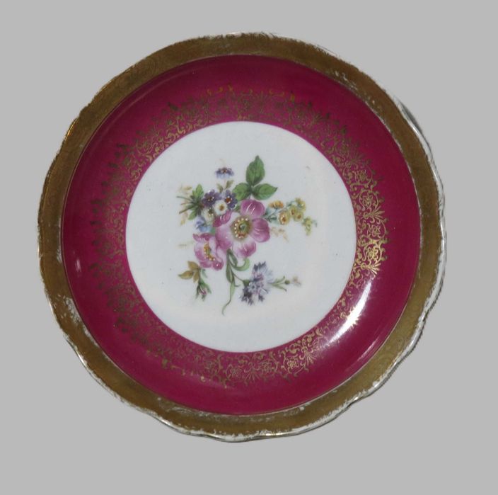 Prato Porcelana Portuguesa da Fábrica Artibus; Século XX; Diâmetro 21cm; Condição Boa