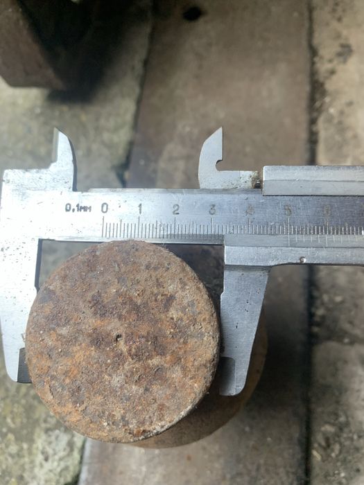 Заглушка труби для забора