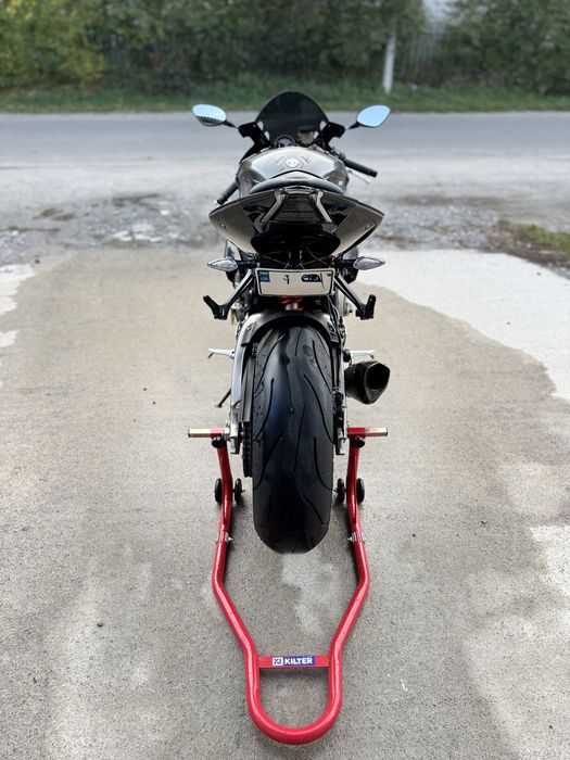 Спортбайк BMW s1000 rr