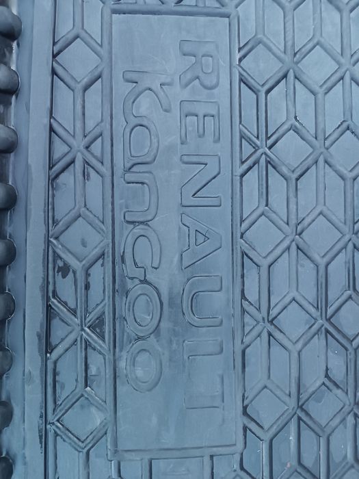 Коврик в багажник Renault Kengoo 2 пасажир поліуритановий