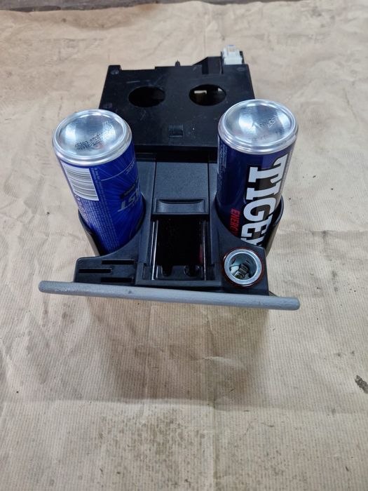 Popielniczka 2 napoje vw t5