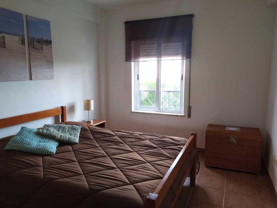 EAR-085 Apartamento T1 a 300 metros da Praia da Lota
