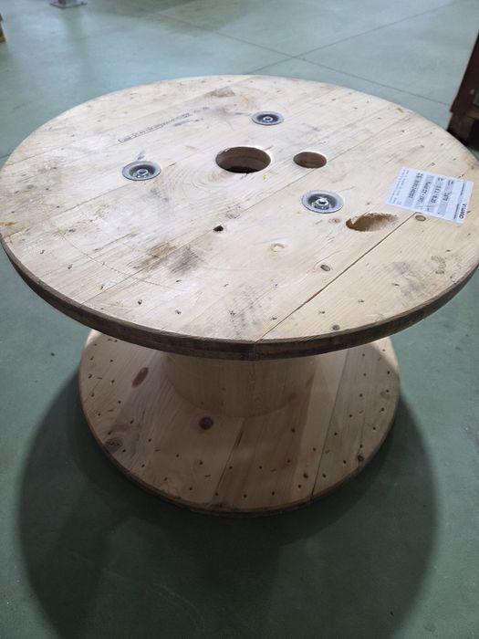 Bobines de madeira como novas..