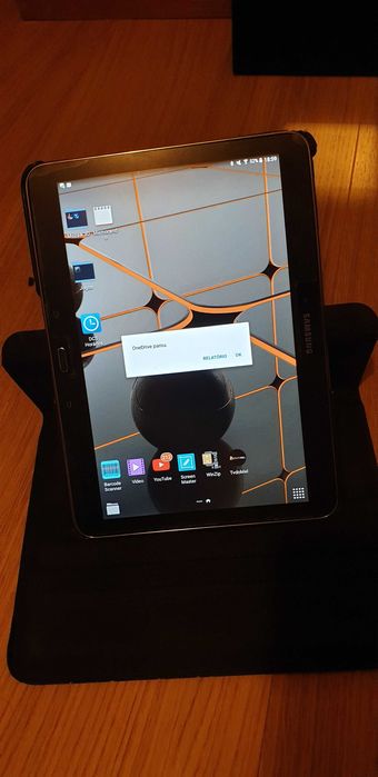 Samsung Galaxy Tab 4 10.1 - Preto (Como Novo)