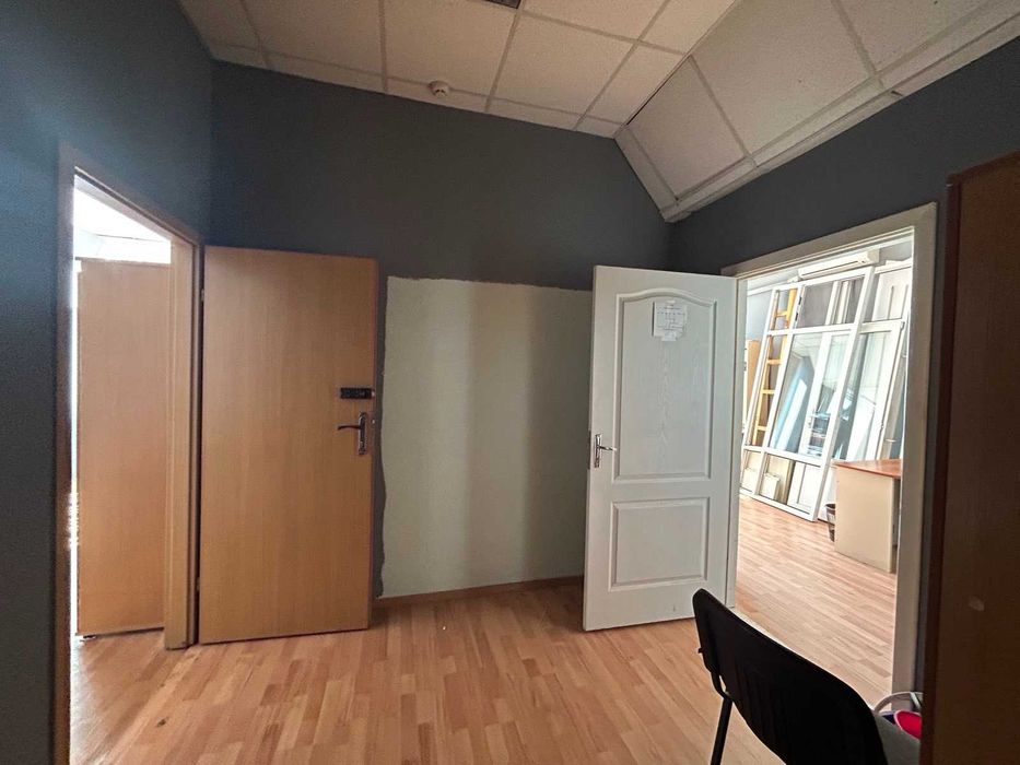 Здам офіс 55м2 в БЦ,поверх 6,все включено,метро Дарниця 5 хвилин пішки