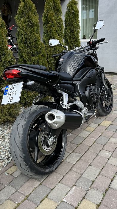 Yamaha Fz1 в чудовому стані