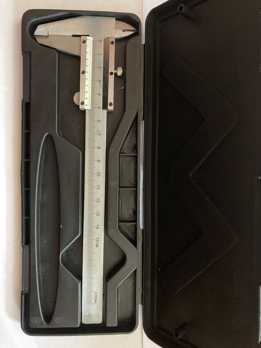 Suwmiarka nowa 150 mm nierdzewna + etui