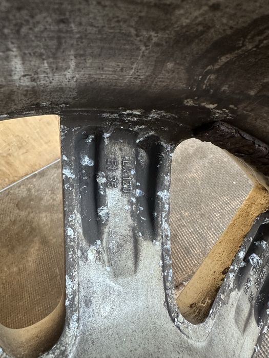 Диски borbet. R17. 5x120 et 35 8J.  Dia 72.6