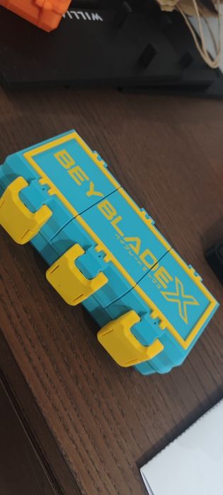 Caixa Beyblade personalizada
