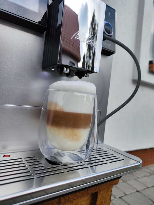 Кавомашина кофемашина Melitta Caffeo CI Touch F 63 0-101