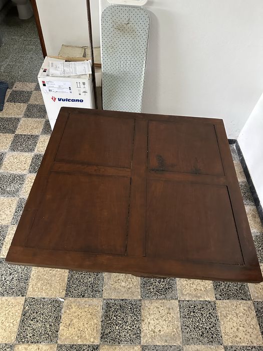 Mesa de madeira Extensivel