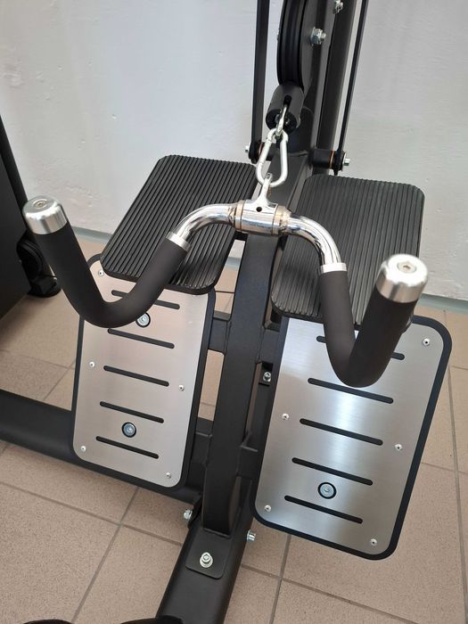 Dwufunkcyjna maszyna do treningu pleców lat pulldown/seated row RE8026