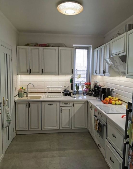 Будинок з ремонтом в Гостомелі, готовий для проживання