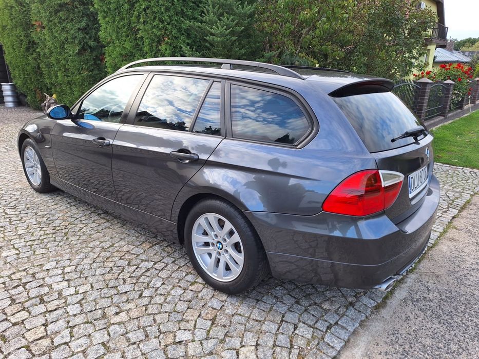 BMW E91 2008 2.0 163km