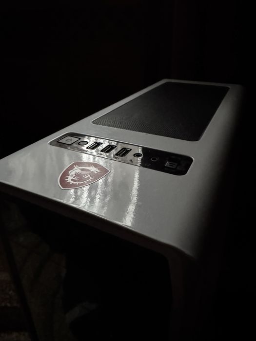 Корпус GameMax Elysium White