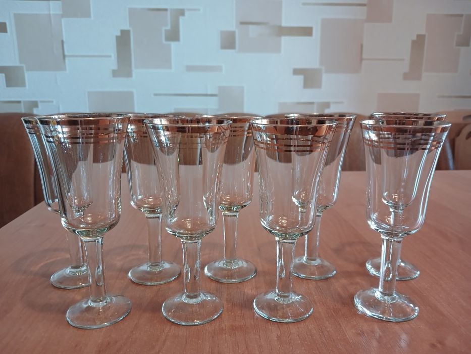 Бокали, рюмки, фужери скляні часів СССР з позолотою