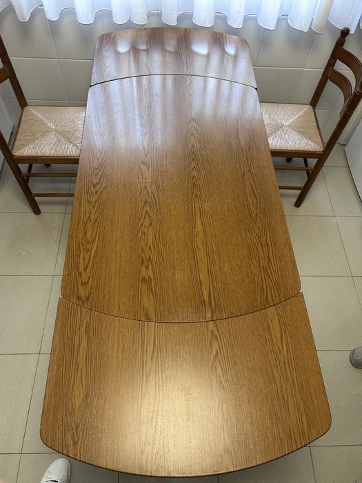 Conjunto Mesa extensivel + cadeiras + banco(madeira maciça,com gaveta)