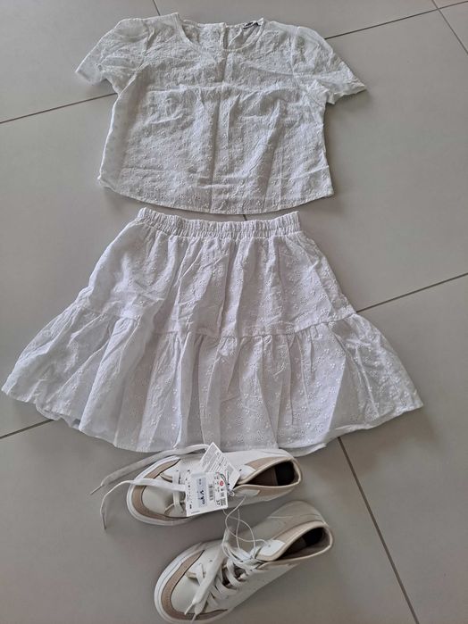 Ubrania dla dziewczynki w wieku 164