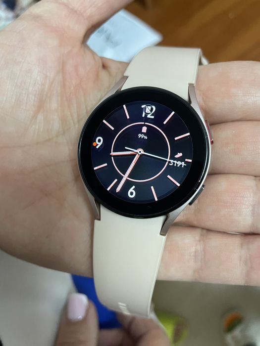 Смарт-годинник Samsung Galaxy Watch 4 40мм