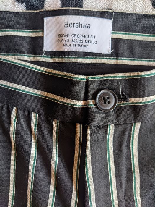 Брюки Bershka, р. 32