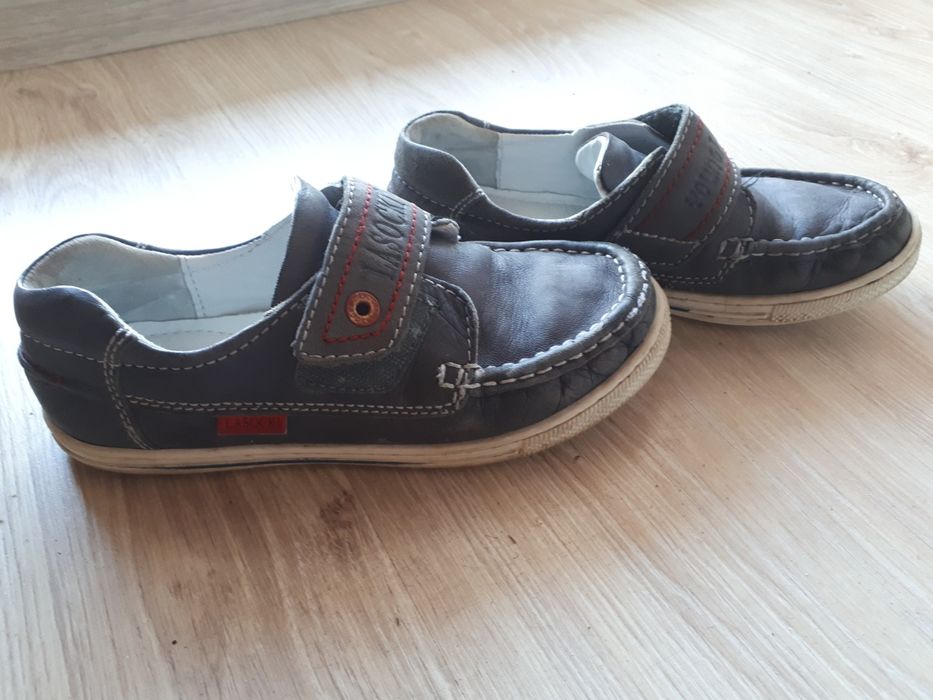 Sprzedam buty chłopięce