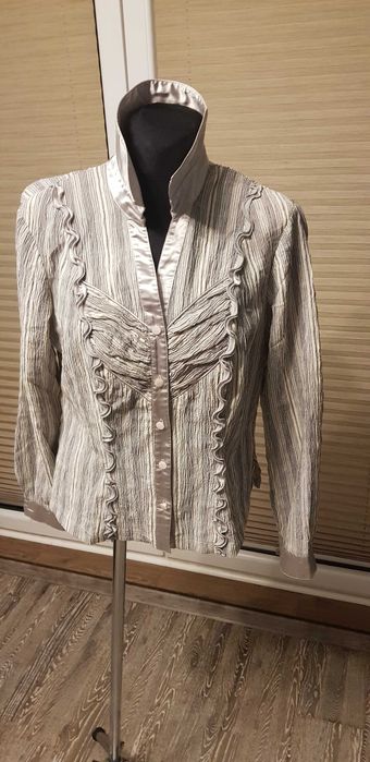 Bluzka zdobiona - rozmiar 42