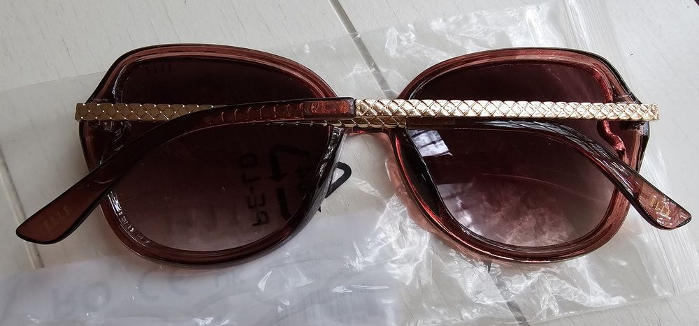 Okulary przeciwsłoneczne damskie Elle el31629k nowe
