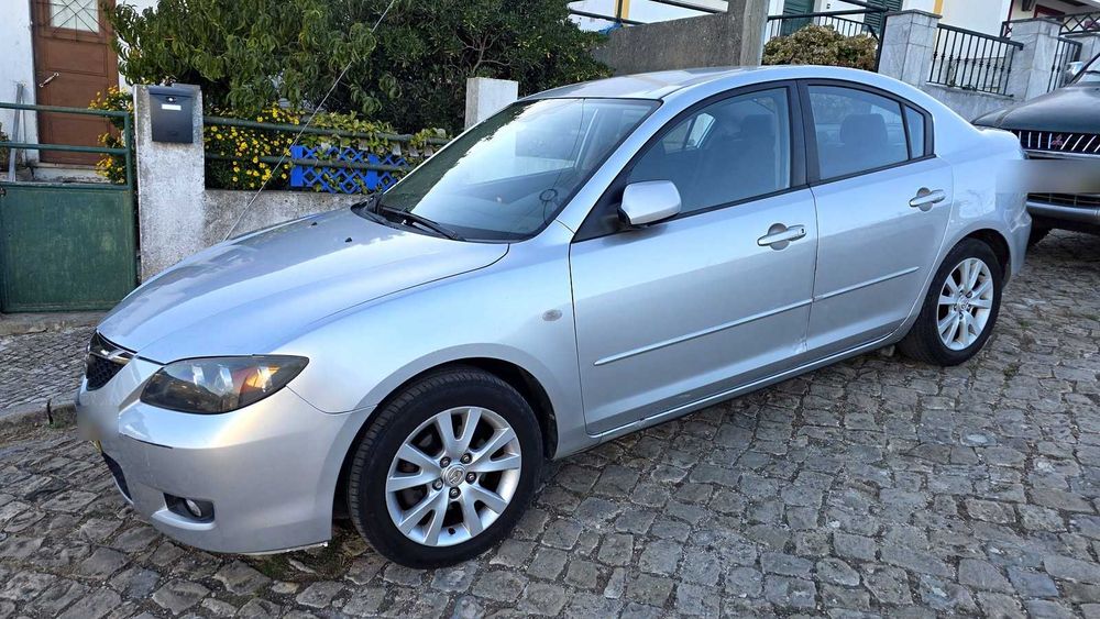 Mazda 3 Sedan 1.6 MZ-CD Exclusive 109 cv | 2008 | Quase 2.500 € investidos