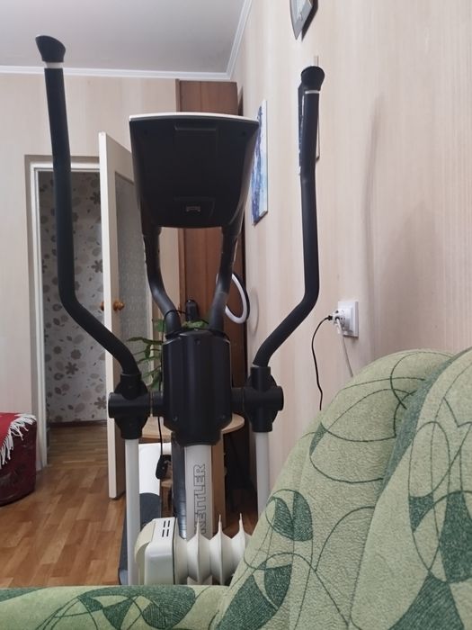 Продам орбитрек KETTLER