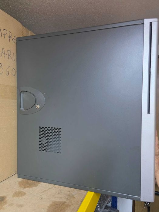 Caixa Hiftech Impecável