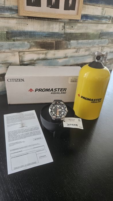 Citizen  Orca BN2030 – Eco-Drive , novo com caixa e cilindro