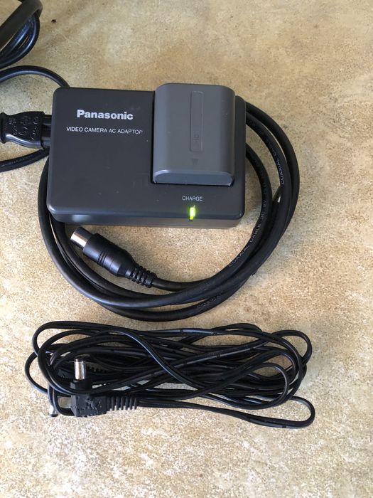 Видеокамера  Panasonik nv-gs27ee