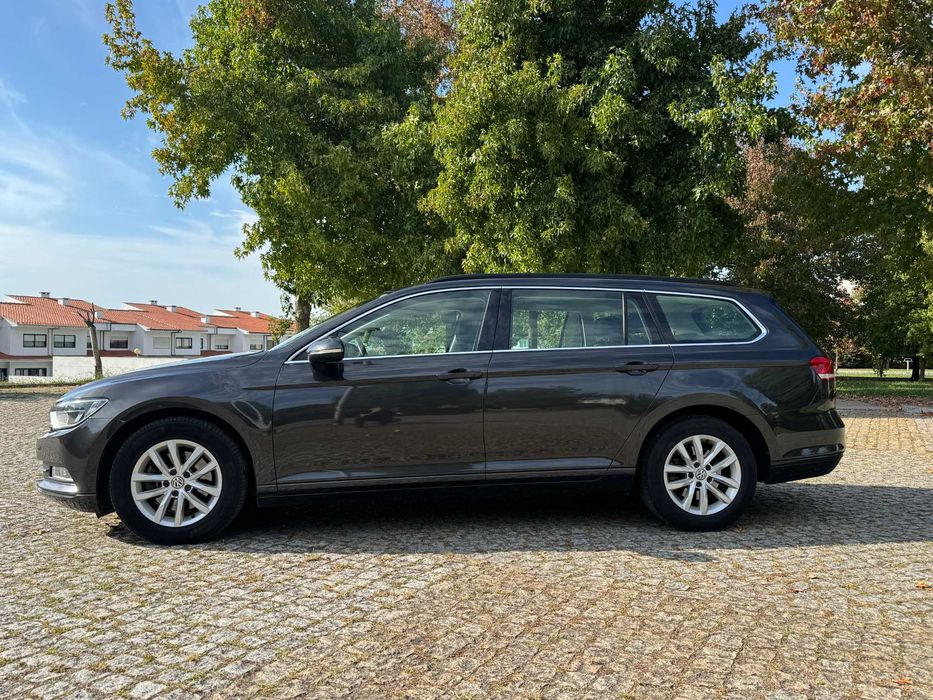 VW Passat Variant 2.0 TDi Business Package DSG — photo 4