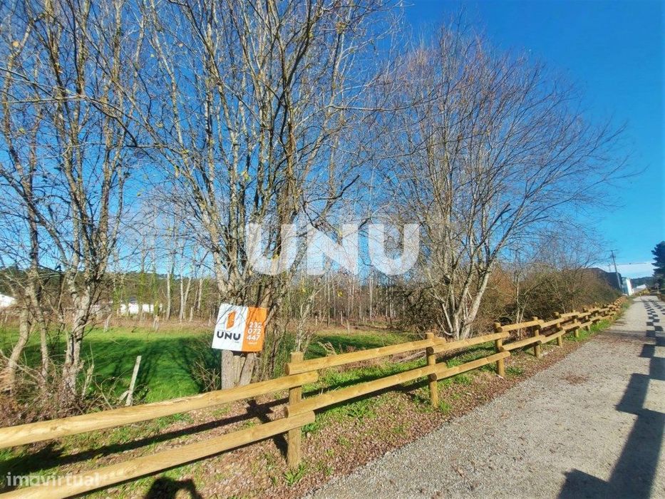 Terrenos Rústicos - Local Rodeado de Natureza