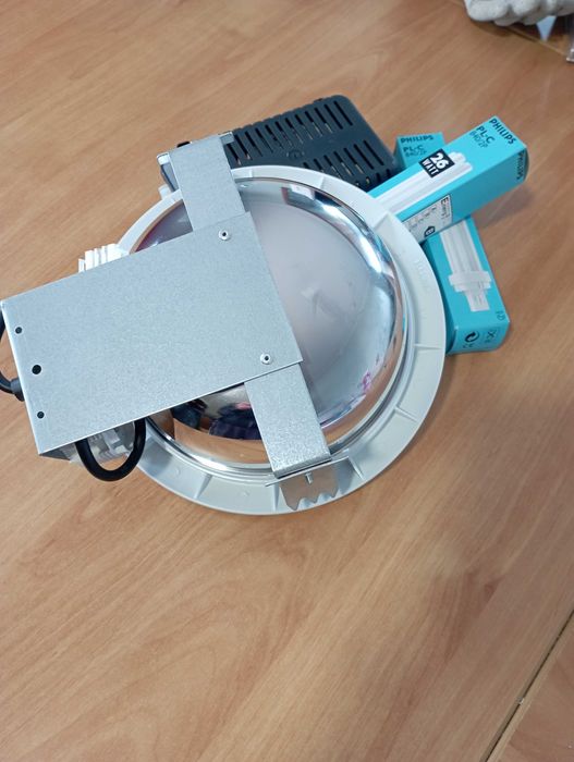 Focos de embutir / Interior/ Marca Secom