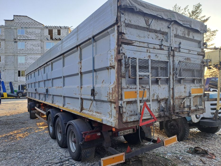 Зерновоз самоскид, на міцній рамі (ZMIEVTRANS), Італійська гідравліка