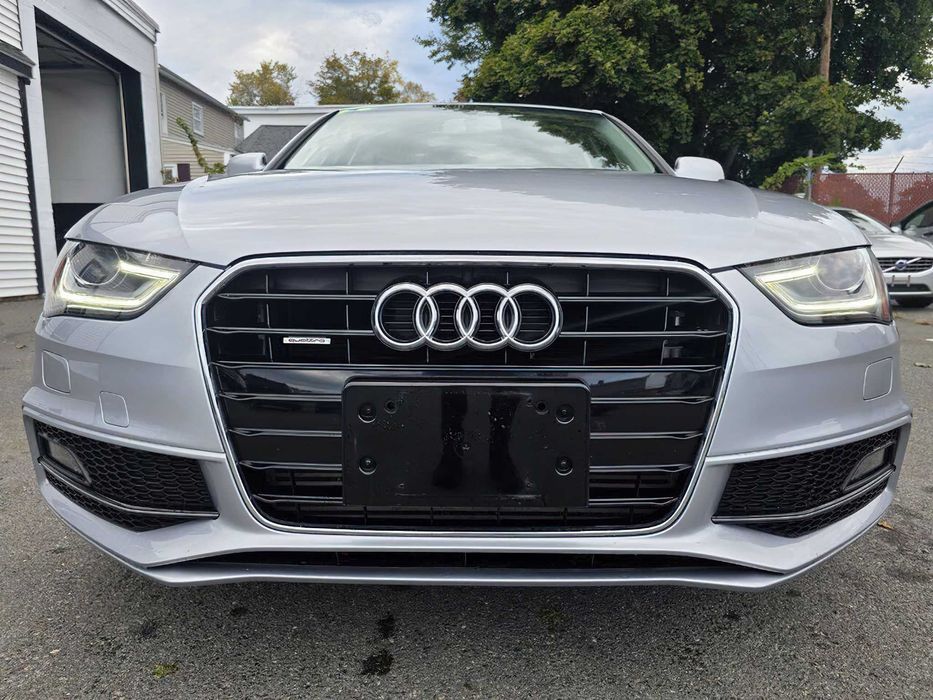 Audi A4      2015
