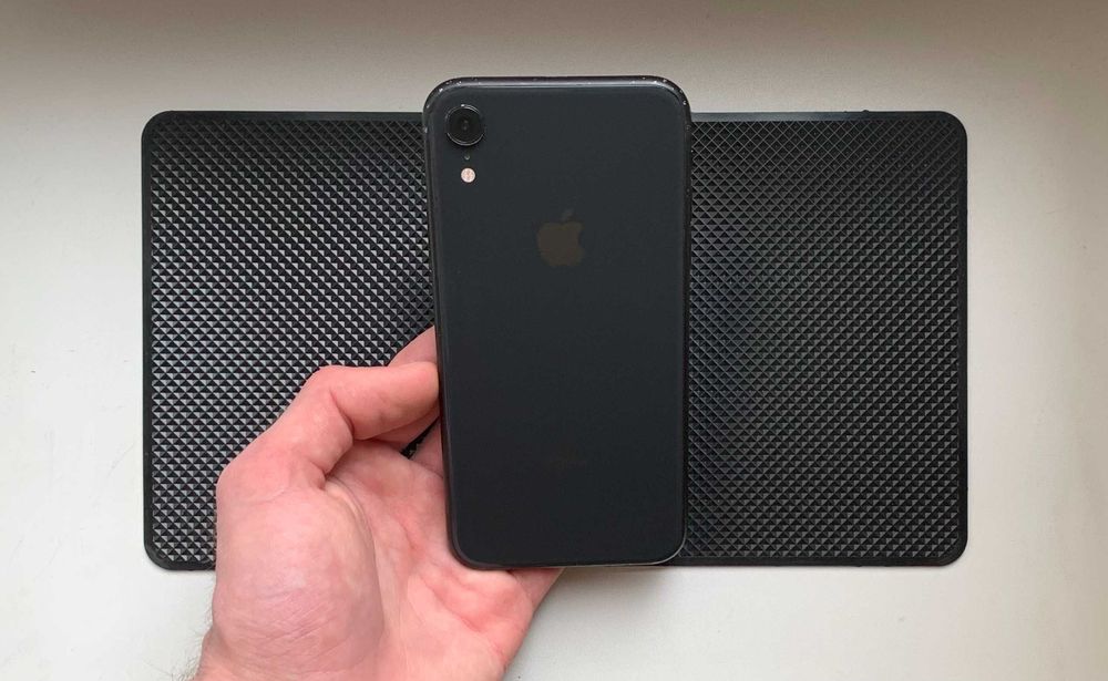 Самый дешевый - iPhone XR - 64 гб - 89% АКБ - NEVERLOCK - BLACK