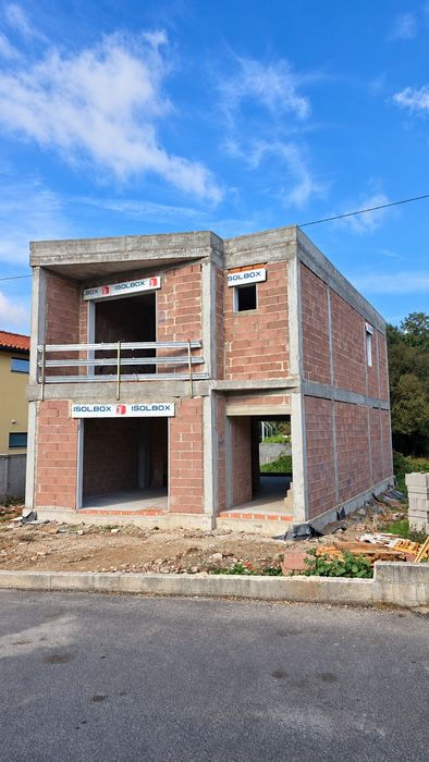 Moradia T3 em construção junto a Viseu