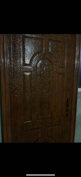 Двері б/у металеві
