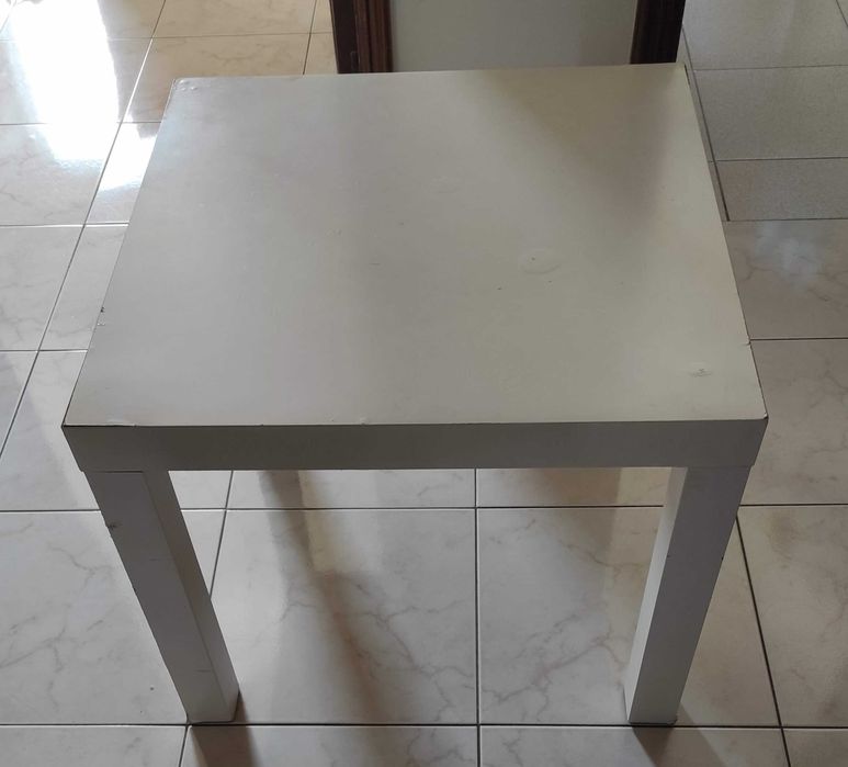 Mesa de apoio LACK IKEA