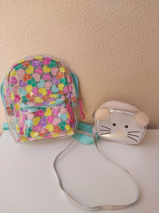 Mochila Transparente Corações , Mala de Tiracolo Gata e  Malas da Princesa Sofia