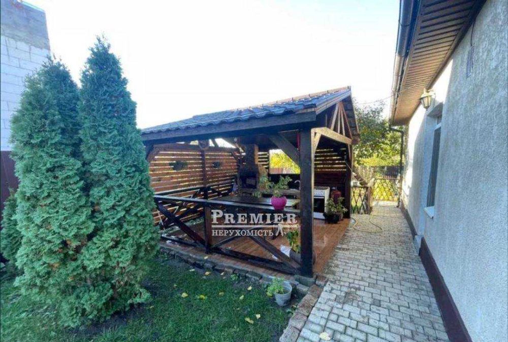 Продам дом в Нерубайском с ремонтом