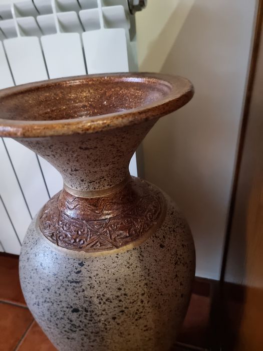 Jarro com 70 centímetros